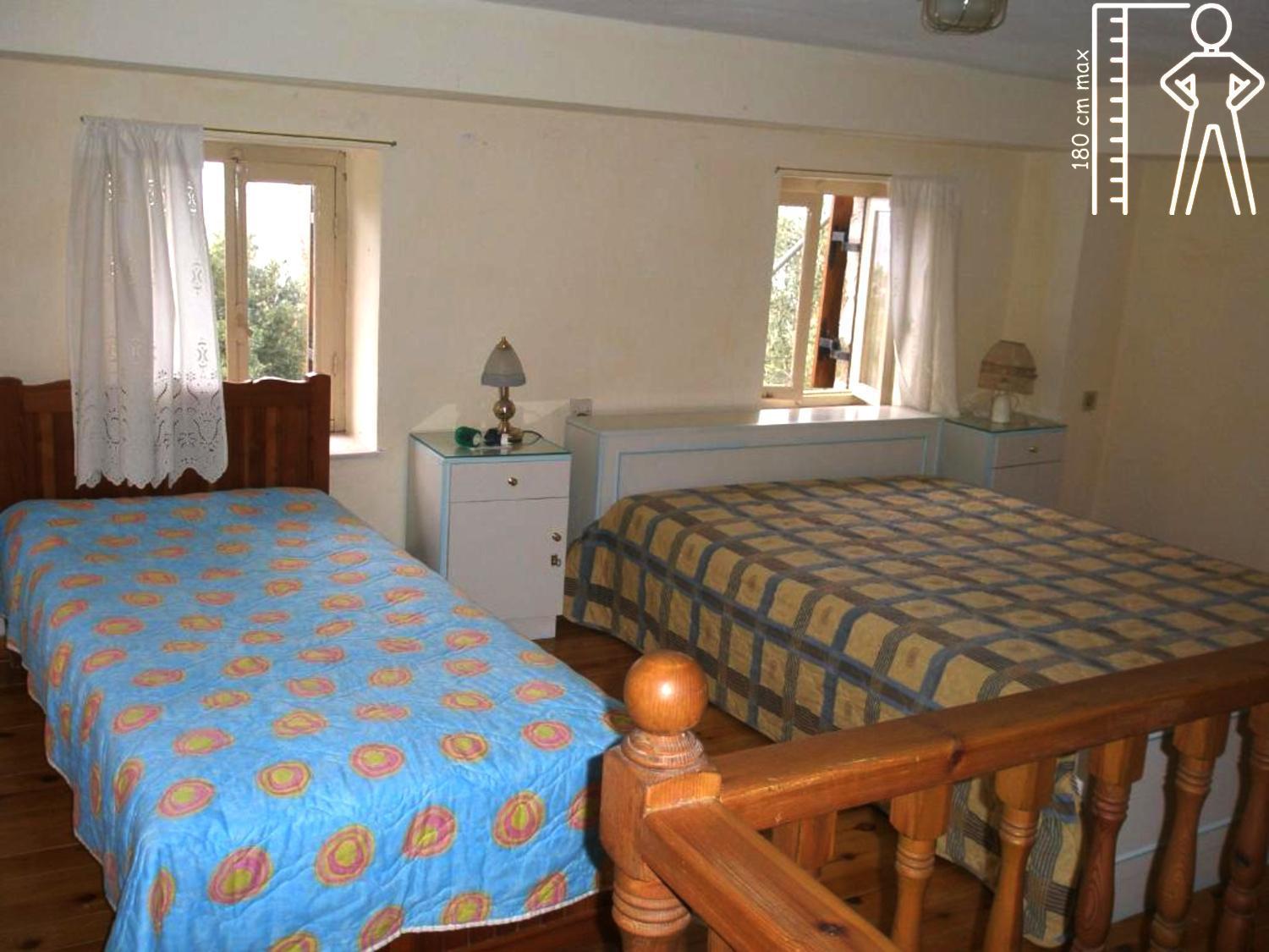 לפוקסטרו Tsorni Hill Cottage מראה חיצוני תמונה