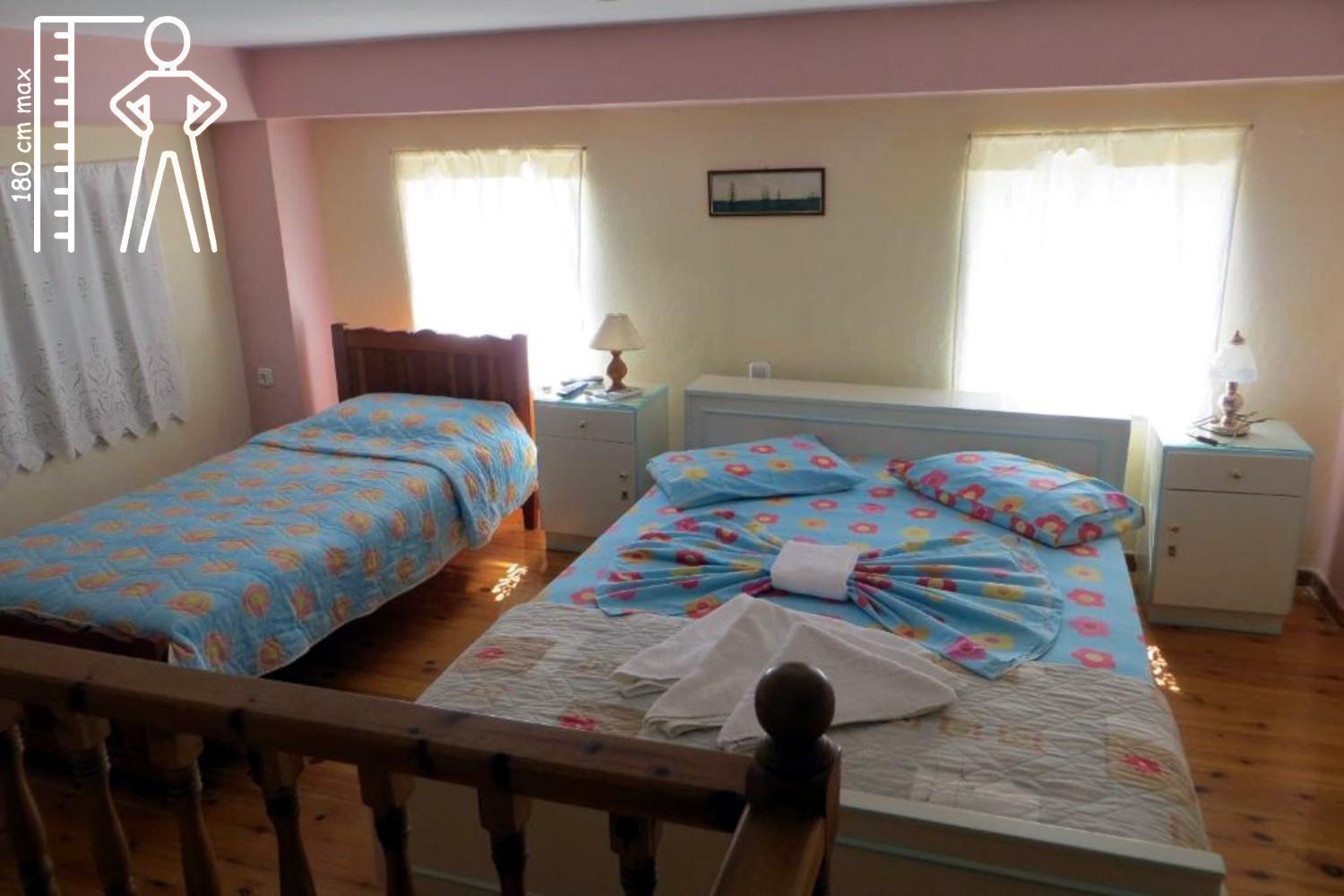 לפוקסטרו Tsorni Hill Cottage מראה חיצוני תמונה