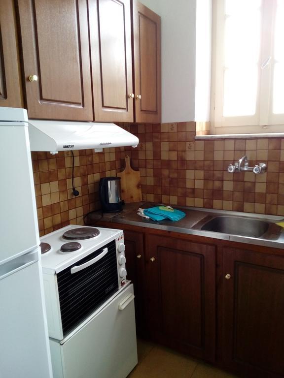 לפוקסטרו Tsorni Hill Cottage מראה חיצוני תמונה