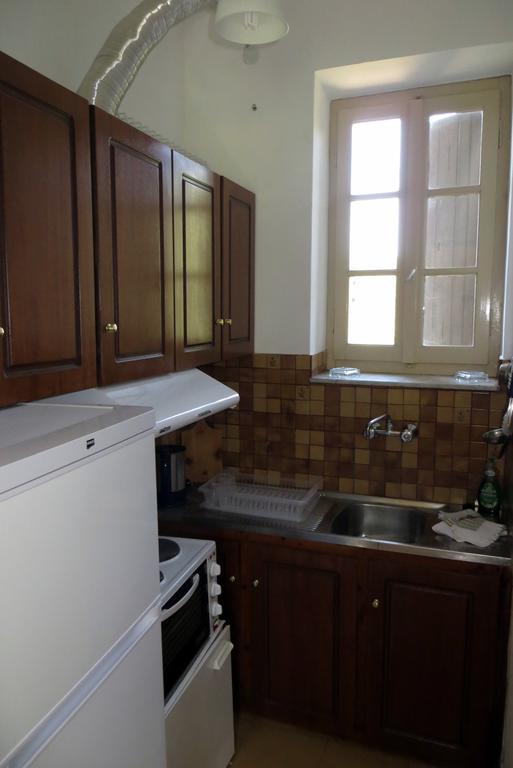 לפוקסטרו Tsorni Hill Cottage מראה חיצוני תמונה