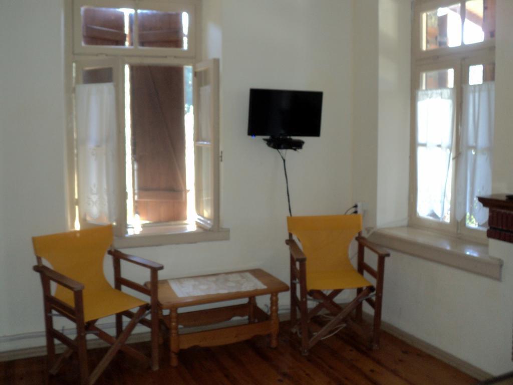 לפוקסטרו Tsorni Hill Cottage מראה חיצוני תמונה